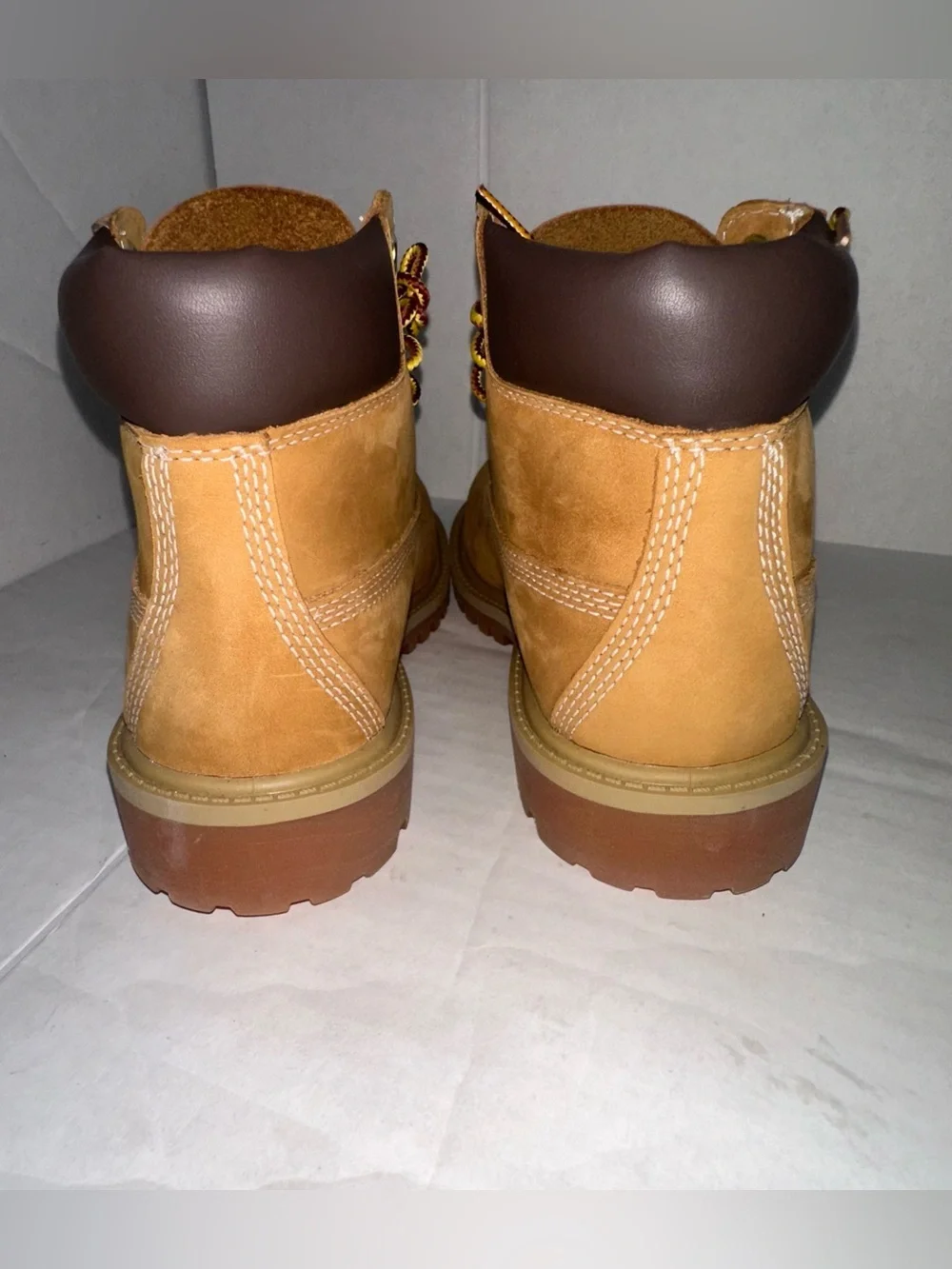 Timberland 12709 Youth 6-Inch Premium Waterproof Boots Wheat Nubuck Size 1